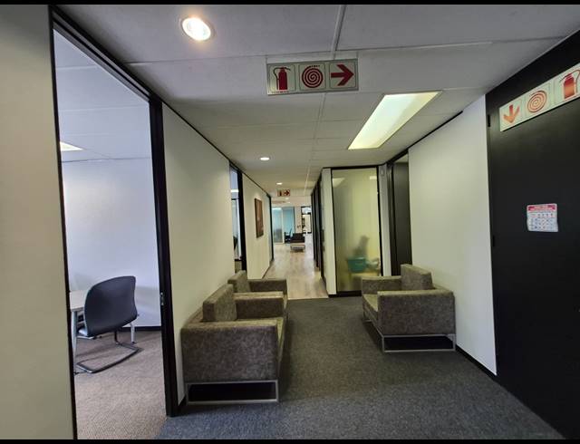 556M² OFFICE TO LET IN ILLOVO